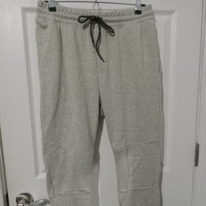 EUC mens/gender neutral joggers size medium